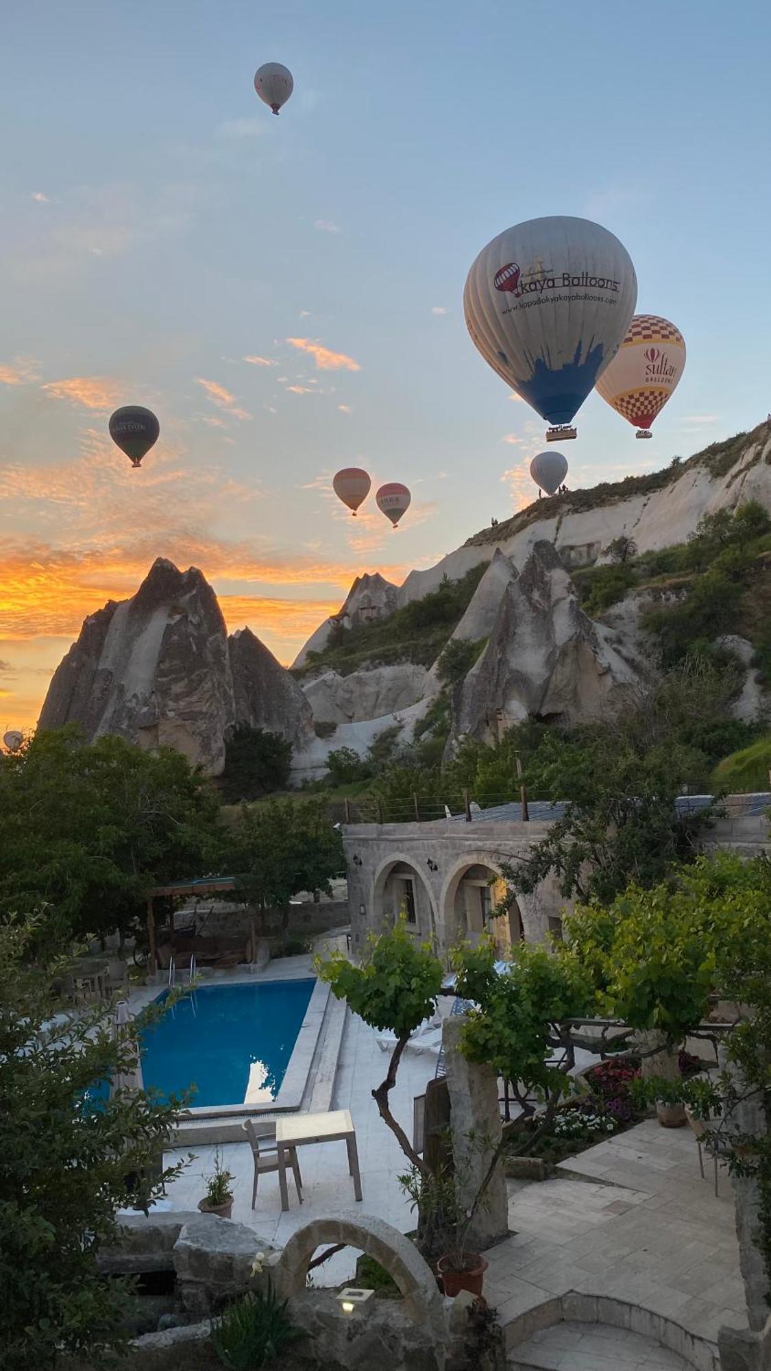 Seven Rock Cave Hotel 괴레메 외부 사진